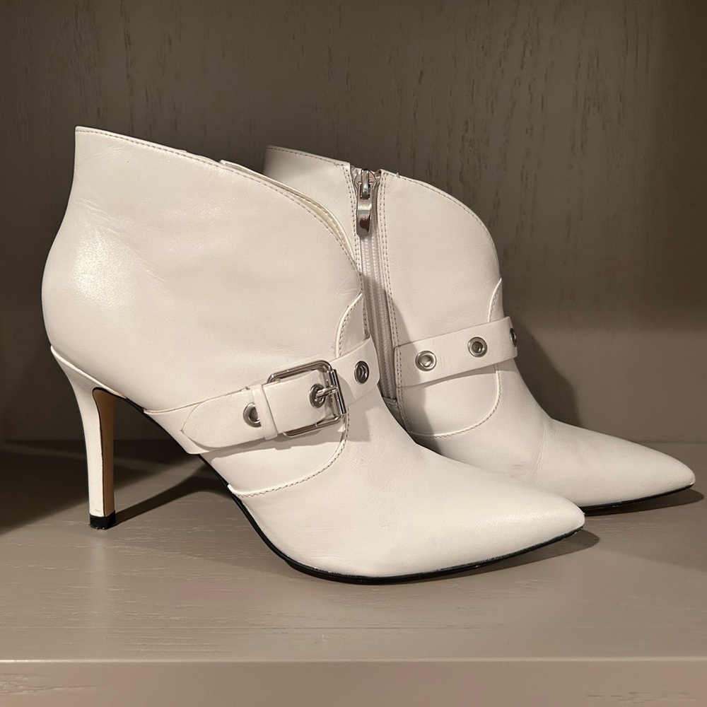 Nine West Elegant White Ankle Boots